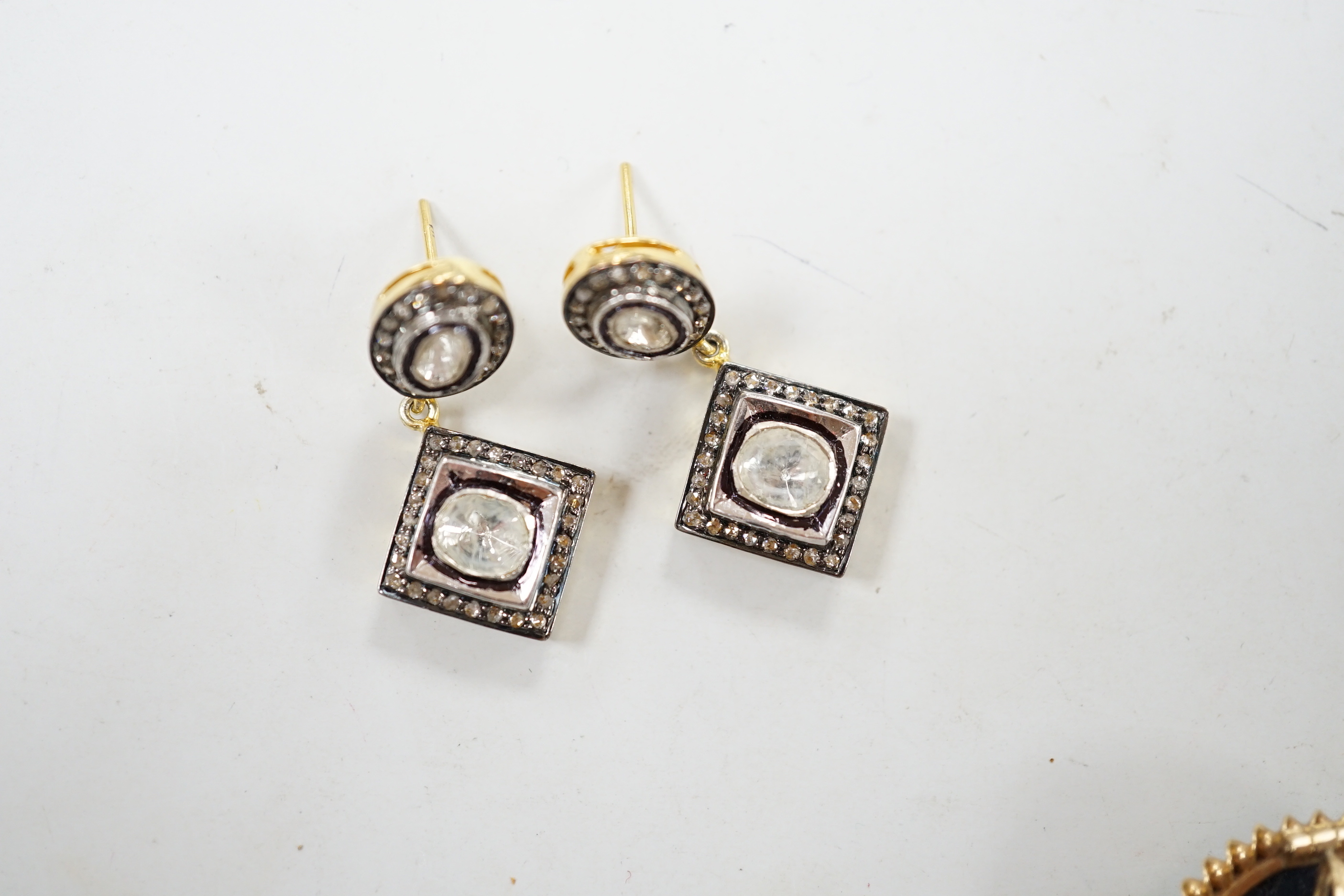 A modern 9ct gold mounted oval cameo hardstone brooch, 40mm and a pair of gilt 925 and diamond set drop earrings.